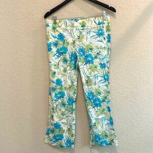 Floral capris Size small